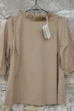 by basics Bluse 13005 in desert/caramel mit Puffärmeln - Baumwolle & Elasthan