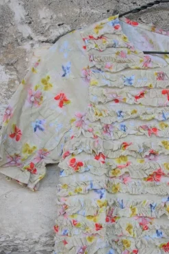 Ewa i Walla Bluse 44817 in zartem gelb mit Flowerprint - reiner, luftiger Voile