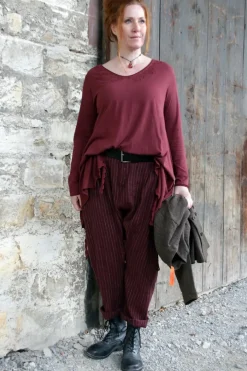 *Ewa i Walla Hose Tiefschritt 11414 MERJA in burgunder rot fein gestreift (burgundy) - softes Leinen