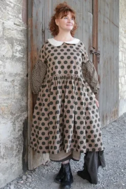 Ewa i Walla Kleid 55808 EDINA in nussbraun mit Dots (walnut) - reine Knitterbaumwolle