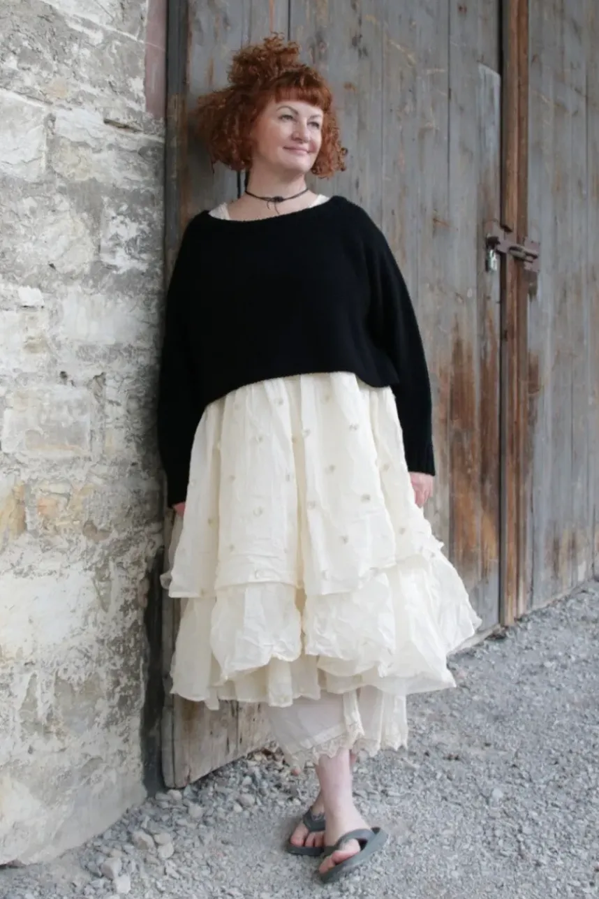 Ewa i Walla Kleid 55800 EKANTA in creme mit PomPoms - Organza & Hardvoile aus reiner Baumwolle