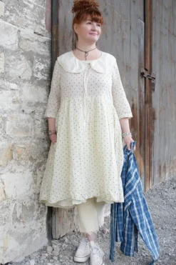 Ewa i Walla Kleid 55834 GERTRUD in cremeweiss mit blauen Punkten (blue) - luftiger Voile