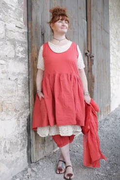 Ewa i Walla Kleid 55835 JENNIFER in creme mit rosenroten Dots (rose dot voile) - softer Voile