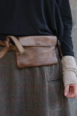 Fra.Sa Gürteltasche/Crossbody Bag MARSUPIO in tobacco geölt - supersoftes Leder