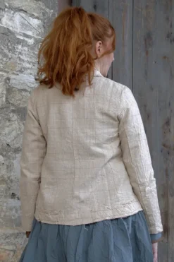 Les Ours Jacke LIMOUNE mit Hahnentrittmuster in creme-caramel - softe Damast-Baumwolle