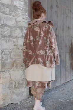 Les Ours Jacke PISSENLIT in altrose mit Flowerprint - kuscheliger Samt aus reiner Baumwolle